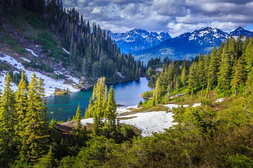 Best Places to Stay in Glacier National Park