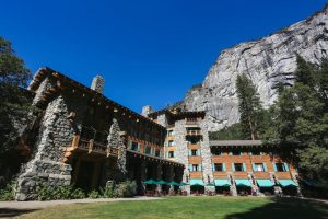 where to stay in yosemite