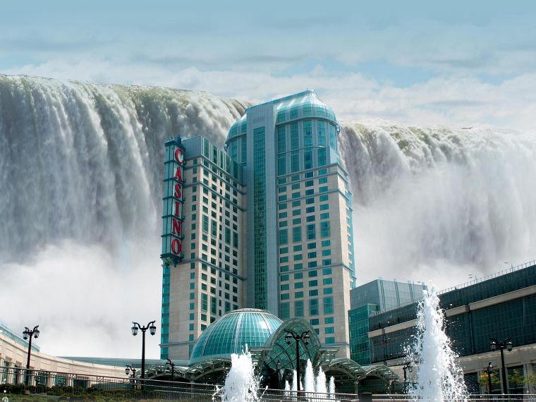 Places to Stay in Niagara Falls