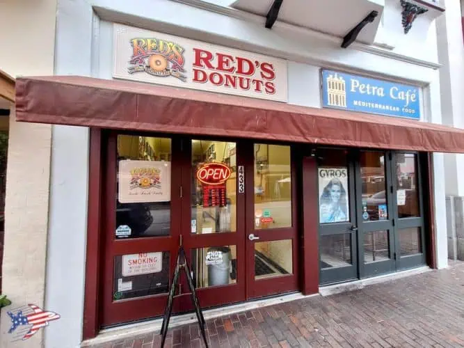 Red's Donuts