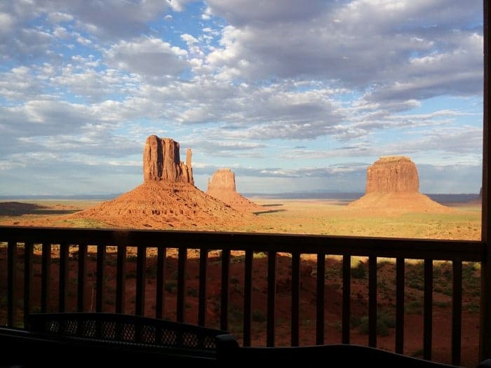 The View Hotel Monument Valley: the best place to stay in the park!