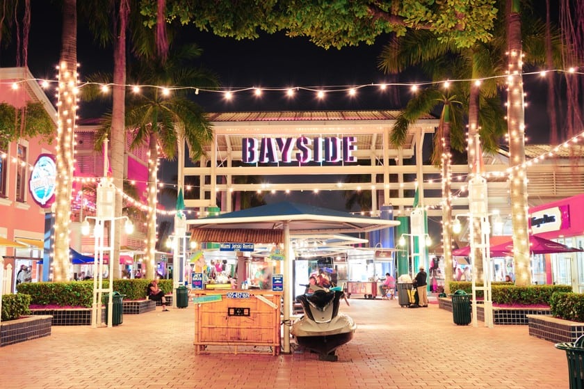 places to visit downtown miami