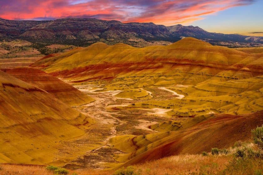 Painted Hills Oregon hikes