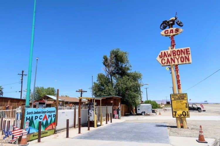 Jawbone-Gas-Station-4