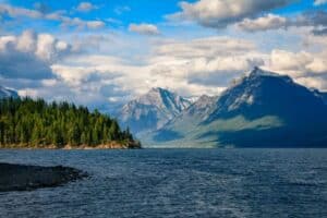 Going-to-the-Sun Road Stops
