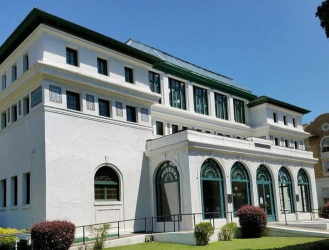 Hot-Springs-Maurice-Bathhouse